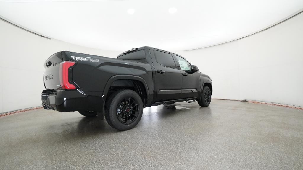 2025 Toyota Tundra Platinum - Photo 33
