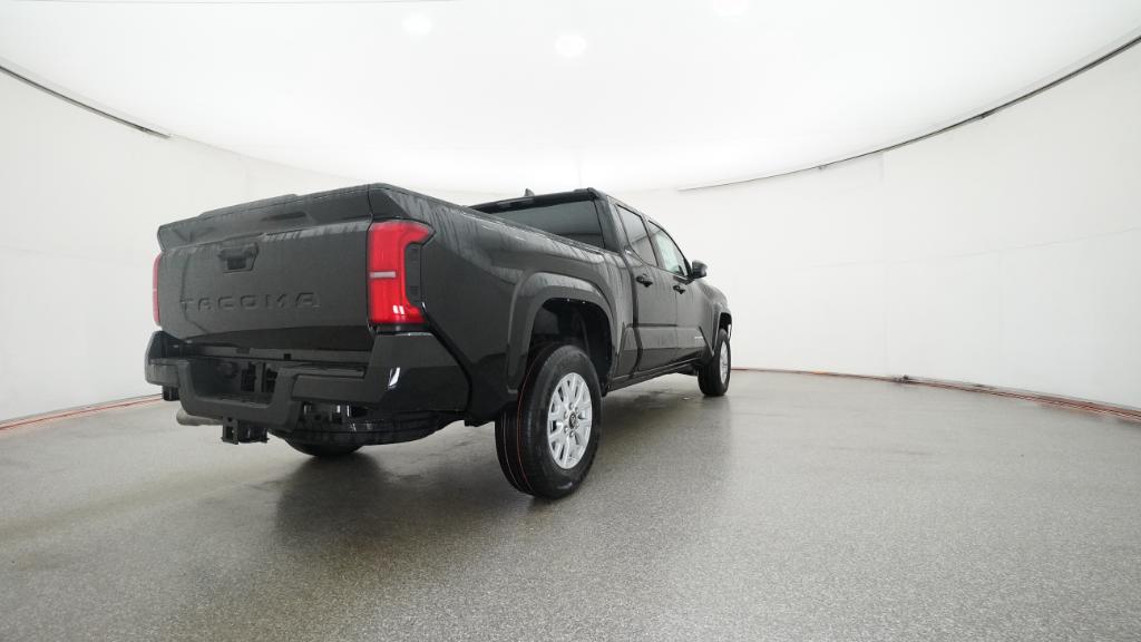 2026 Toyota Tacoma SR5 photo 4