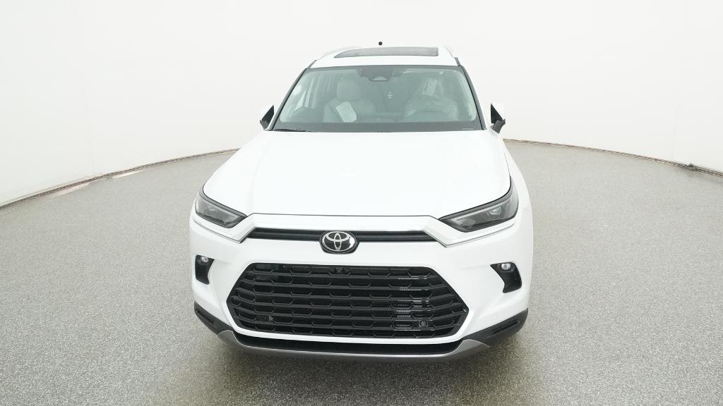 2026 Toyota Highlander Hybrid Limited photo 3
