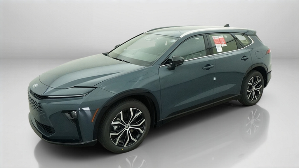 2026 Toyota Crown Signia XLE