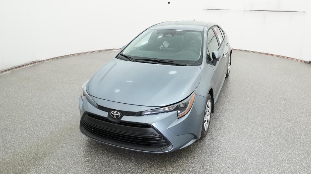 2026 Toyota Corolla LE photo 4