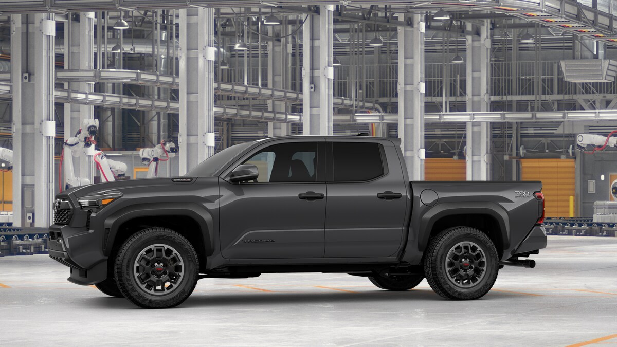 2025 Toyota Tacoma TRD Off-Road photo 3