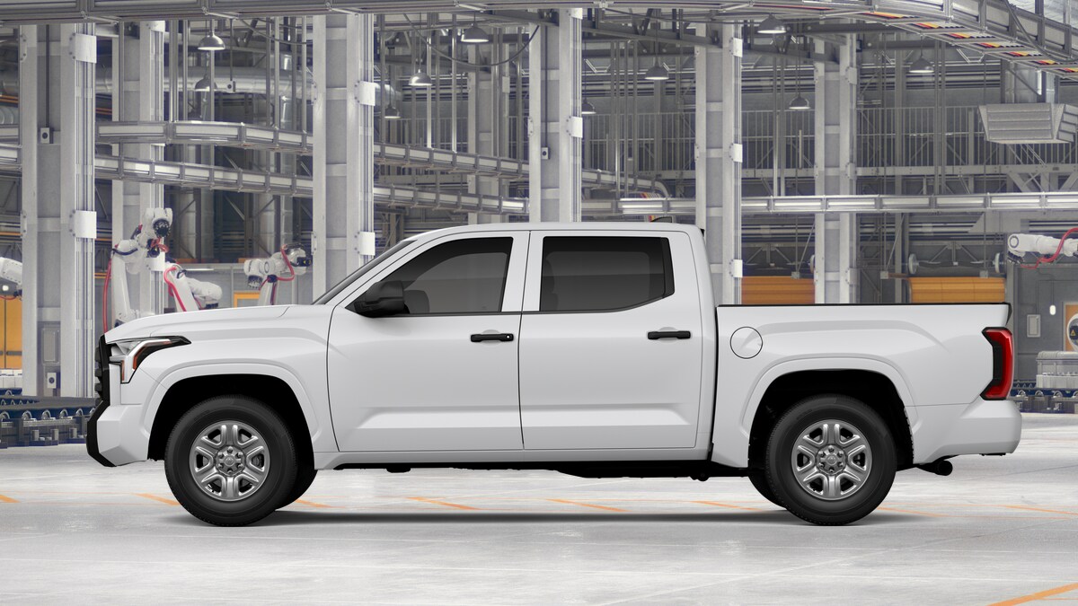 2026 Toyota Tundra SR CrewMax photo 4