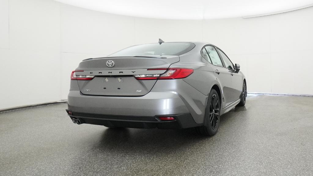 2026 Toyota Camry SE photo 3