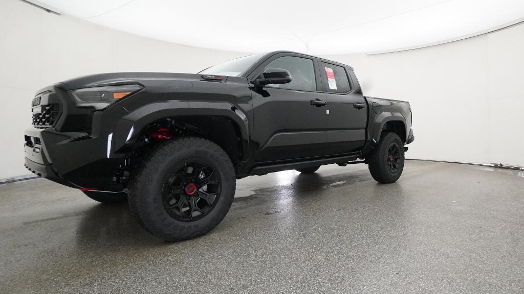 2025 Toyota Tacoma TRD Pro - Photo 9