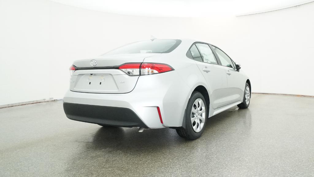 2026 Toyota Corolla LE photo 4