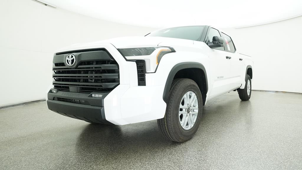 2025 Toyota Tundra SR5 - Photo 15