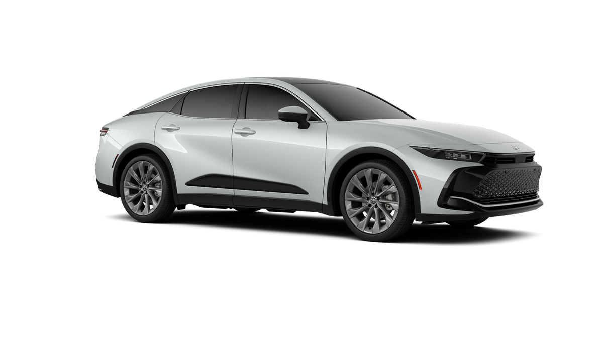 2026 Toyota Crown Limited - Photo 23