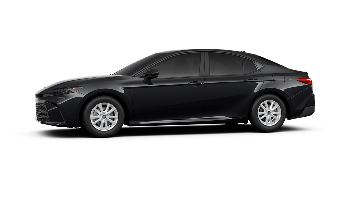 2026 Toyota Camry LE photo 4