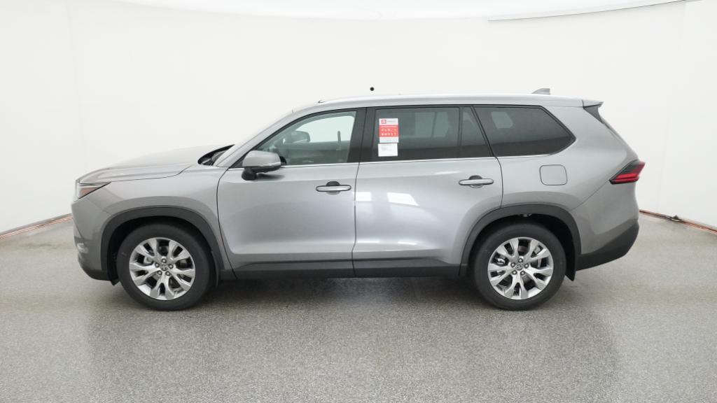 2026 Toyota Highlander Hybrid Limited photo 4