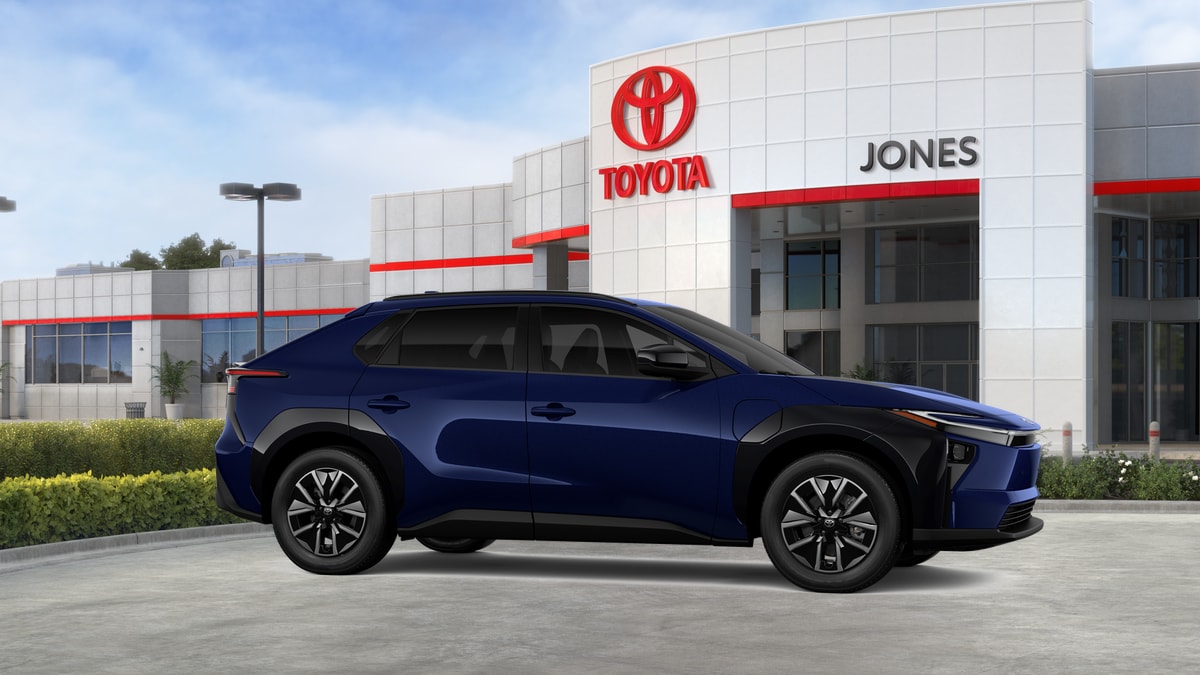 2026 Toyota bZ XLE - Photo 30