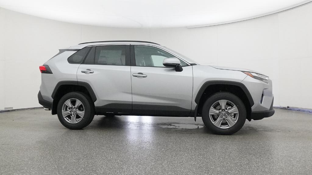 New 2025 Toyota RAV4 XLE XLE FWD SUV