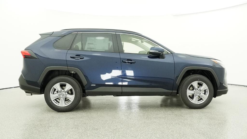 New 2025 Toyota RAV4 Hybrid XLE XLE AWD SUV