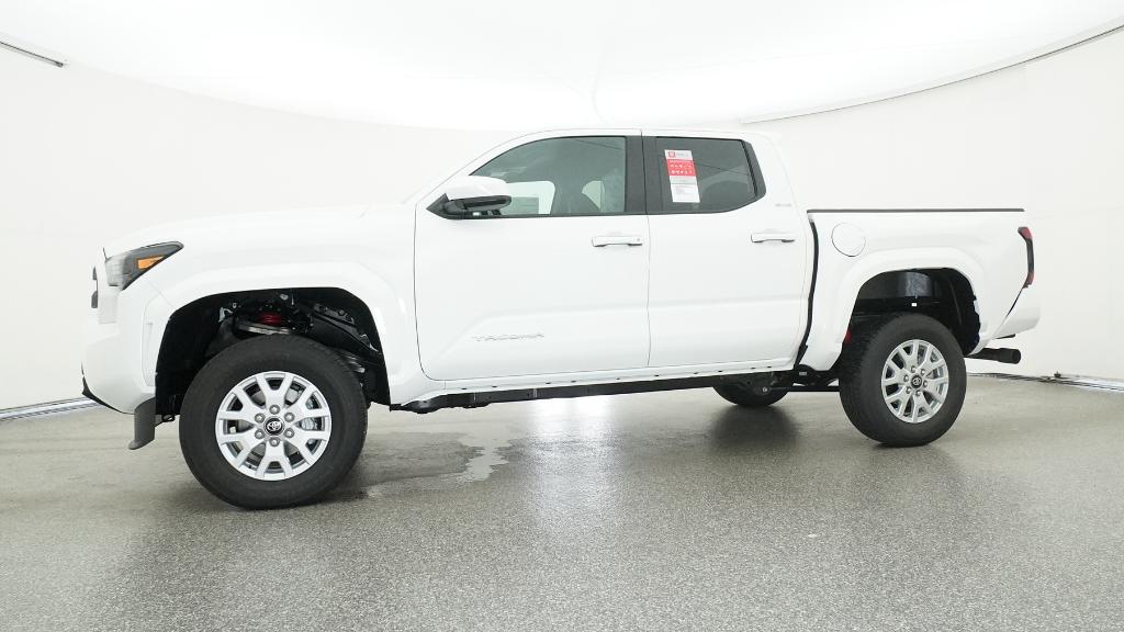 2025 Toyota Tacoma SR5 - Photo 12