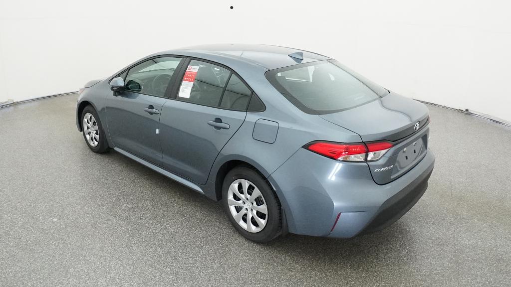 2026 Toyota Corolla LE photo 3