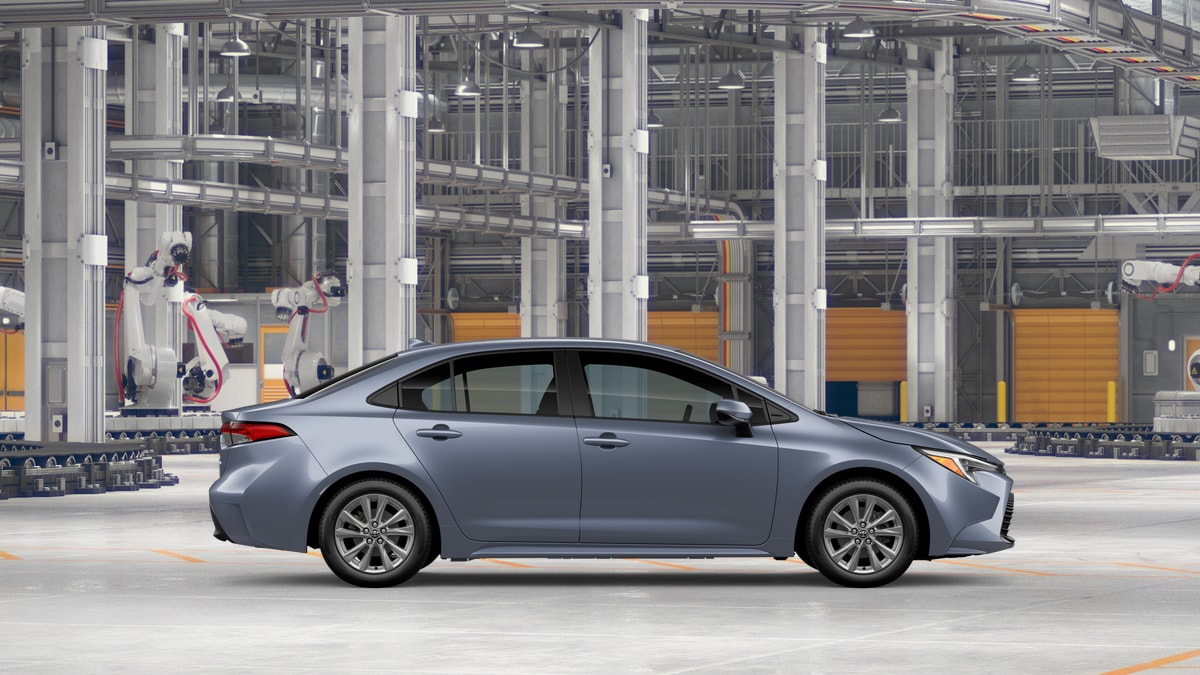 2026 Toyota Corolla LE - Photo 12