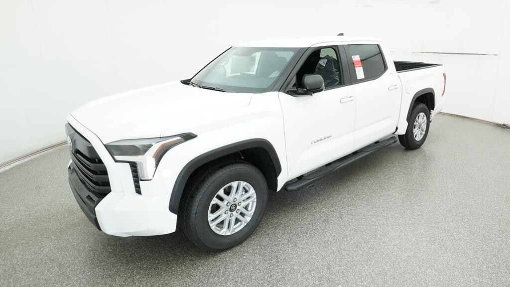 New 2025 Toyota Tundra SR5 SR5 CREWMAX 5.5
