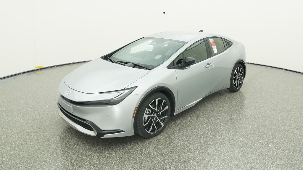 2026 Toyota Prius XSE's photo