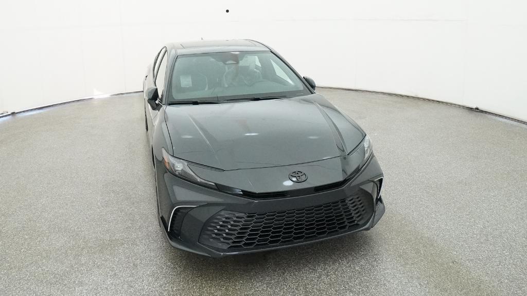 2026 Toyota Camry SE photo 3