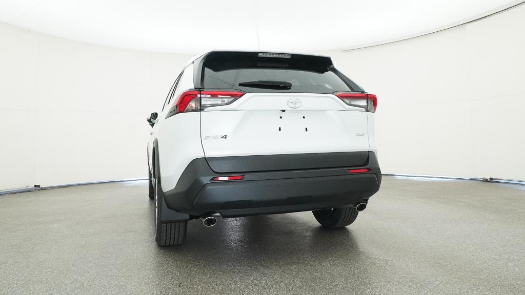 2025 Toyota RAV4 XLE Premium photo 3