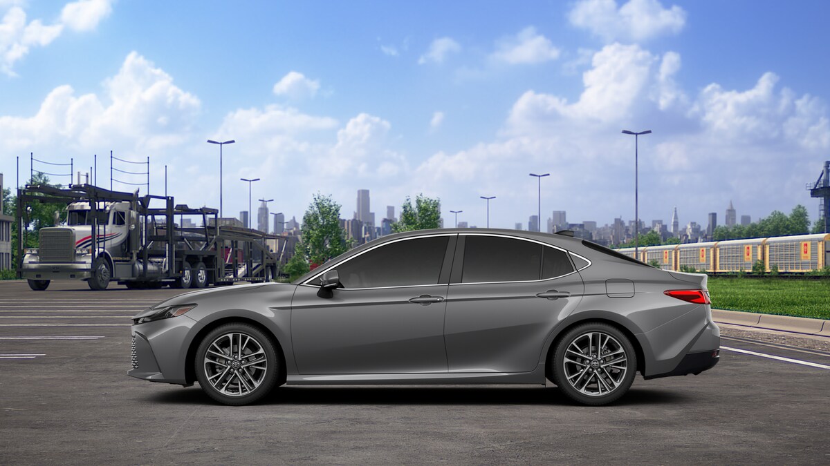 2026 Toyota Camry XLE photo 3