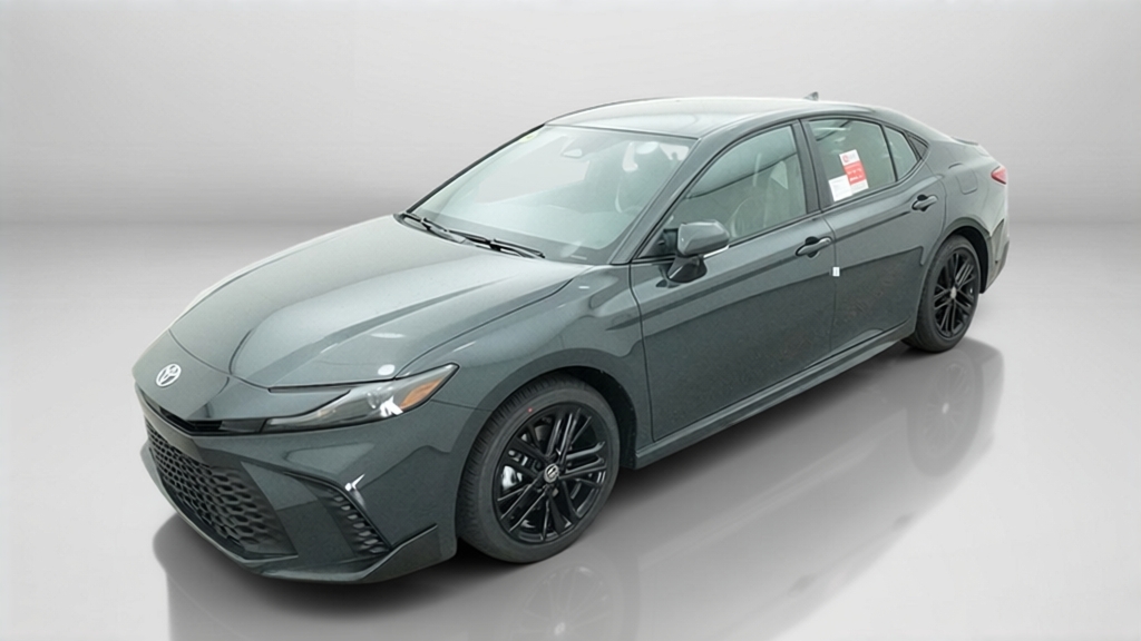 2026 Toyota Camry SE Sedan