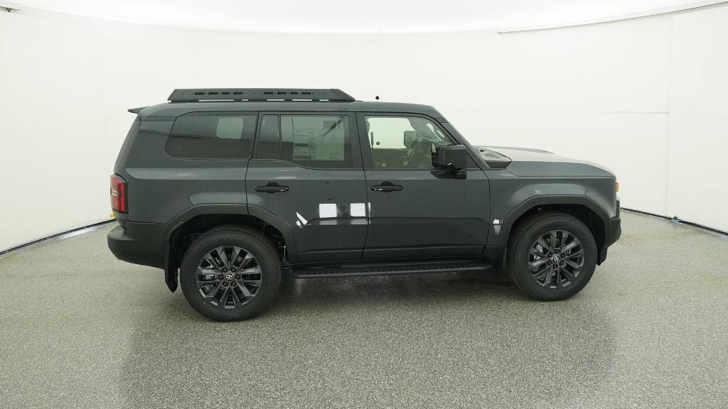 2026 Toyota Land Cruiser photo 3