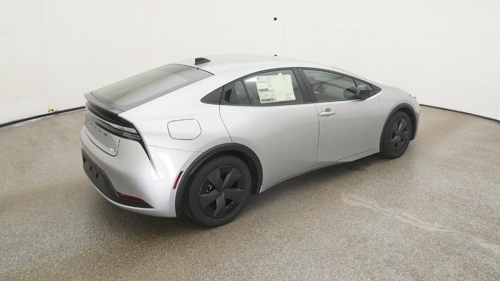 2026 Toyota Prius Plug-in Hybrid SE - Photo 35