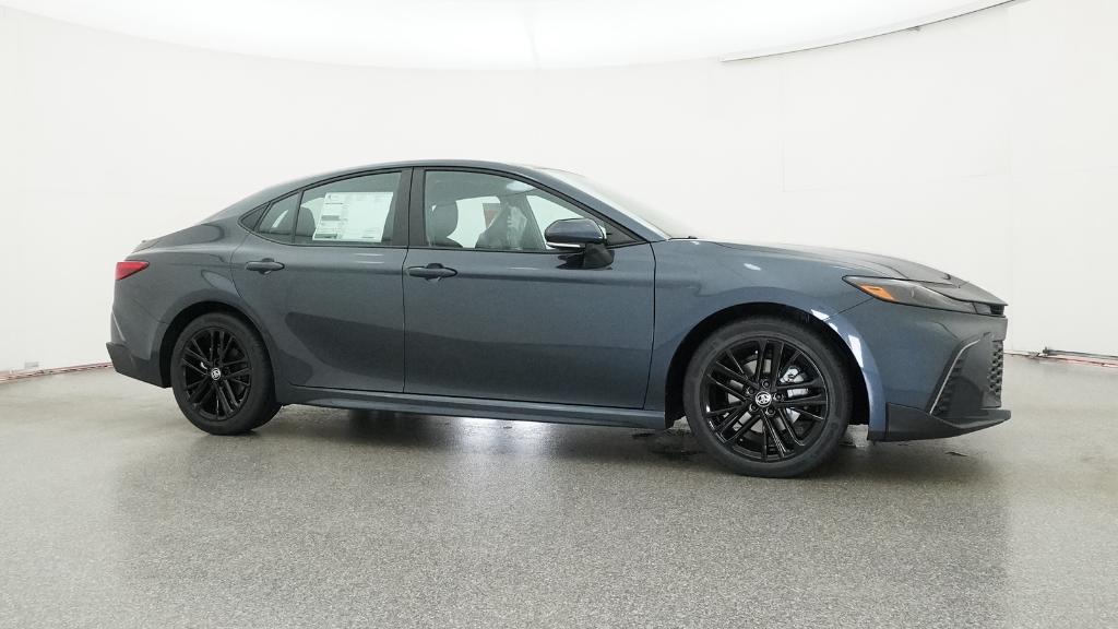 2026 Toyota Camry SE photo 3