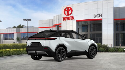 2026 Toyota C-HR XSE Wind Chill Pearl with Midnight Black Metallic