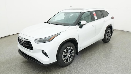 2026 Toyota Highlander Hybrid XLE SUV