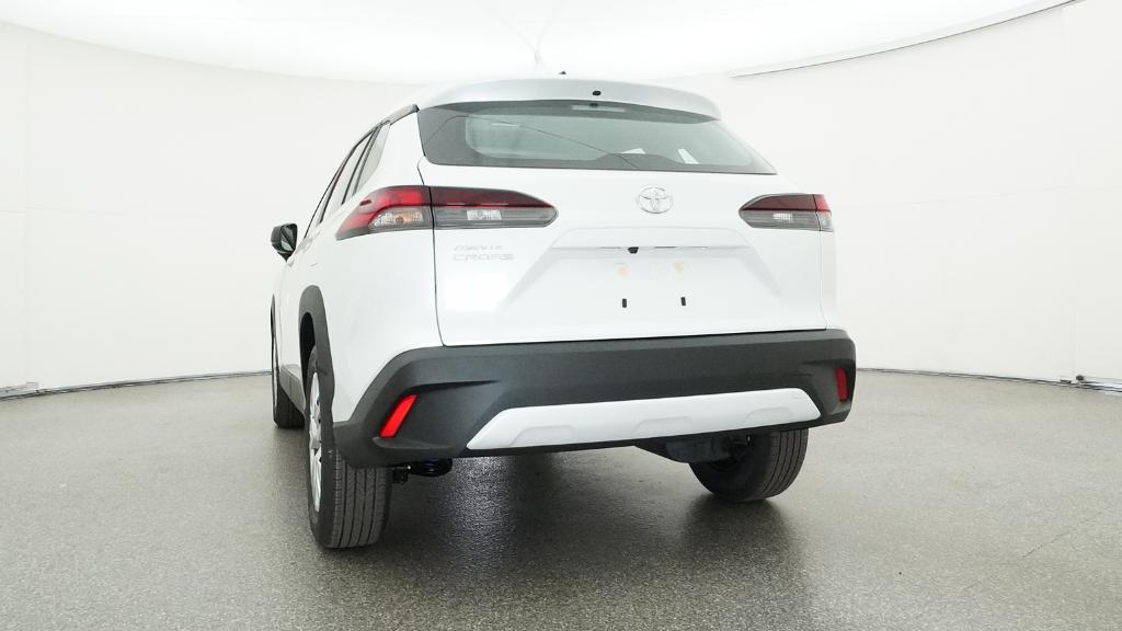 2026 Toyota Corolla Cross L photo 2