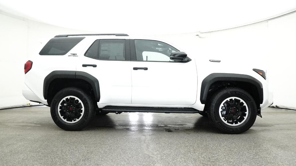 2025 Toyota 4Runner TRD Off-Road - Photo 4