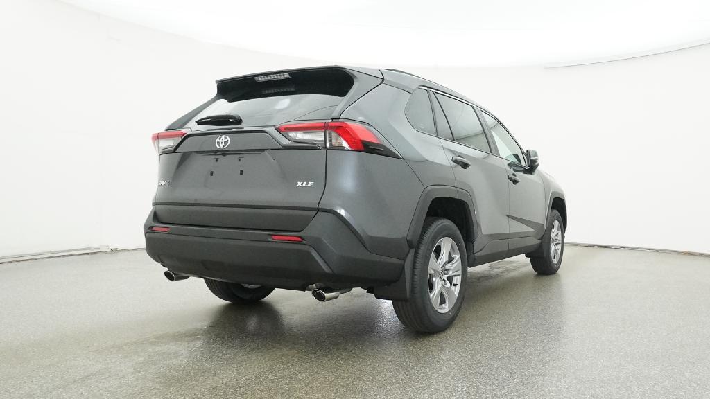 2025 Toyota RAV4 XLE photo 2