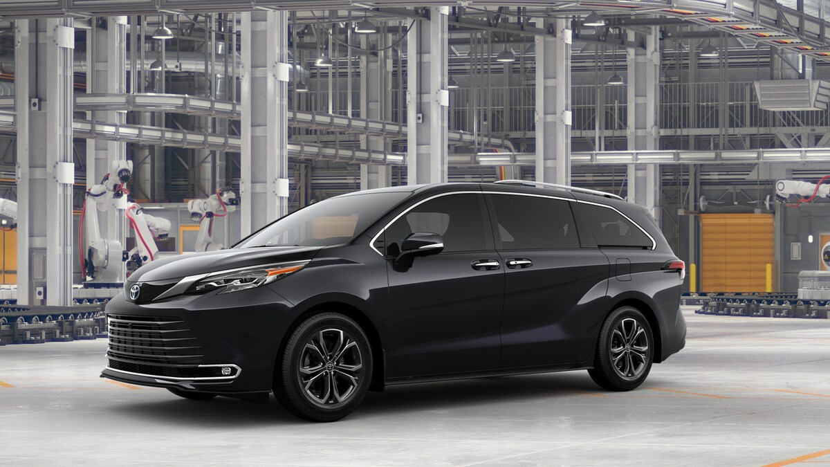 2025 Toyota Sienna Platinum photo 2
