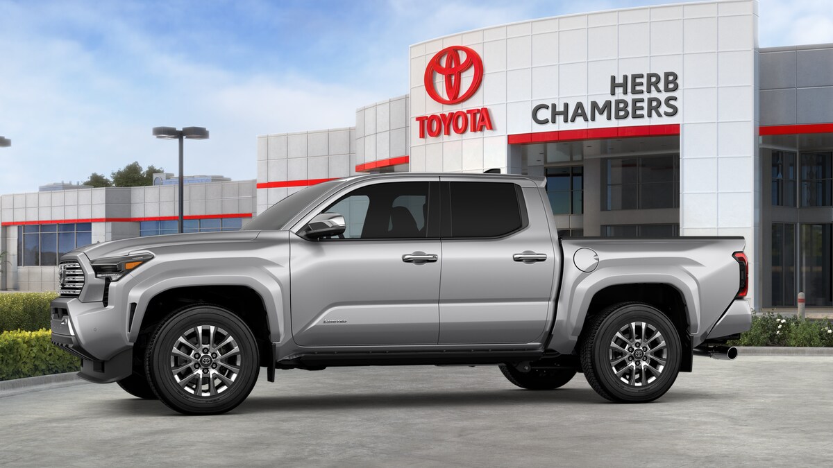 2026 Toyota Tacoma Limited - Photo 8