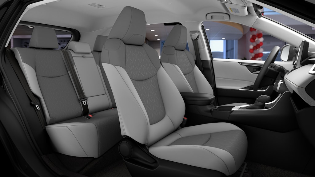 Used 2025 Toyota RAV4 XLE SUV