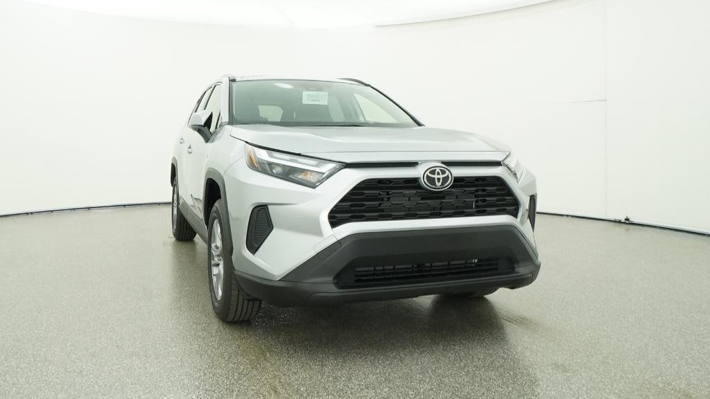 New 2025 Toyota RAV4 Hybrid XLE SUV
