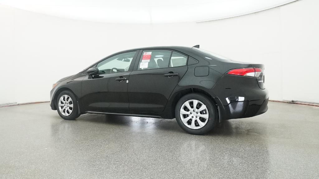 2026 Toyota Corolla LE photo 9