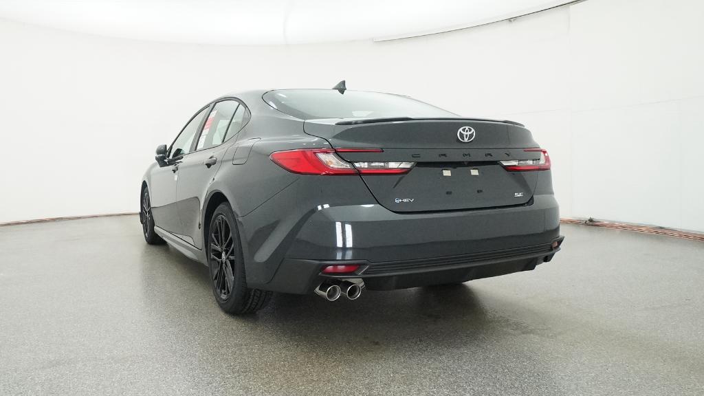 2026 Toyota Camry SE photo 3