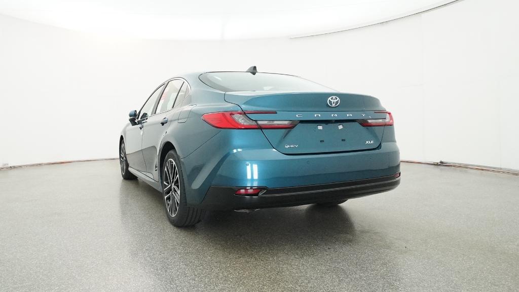 2026 Toyota Camry XLE photo 2