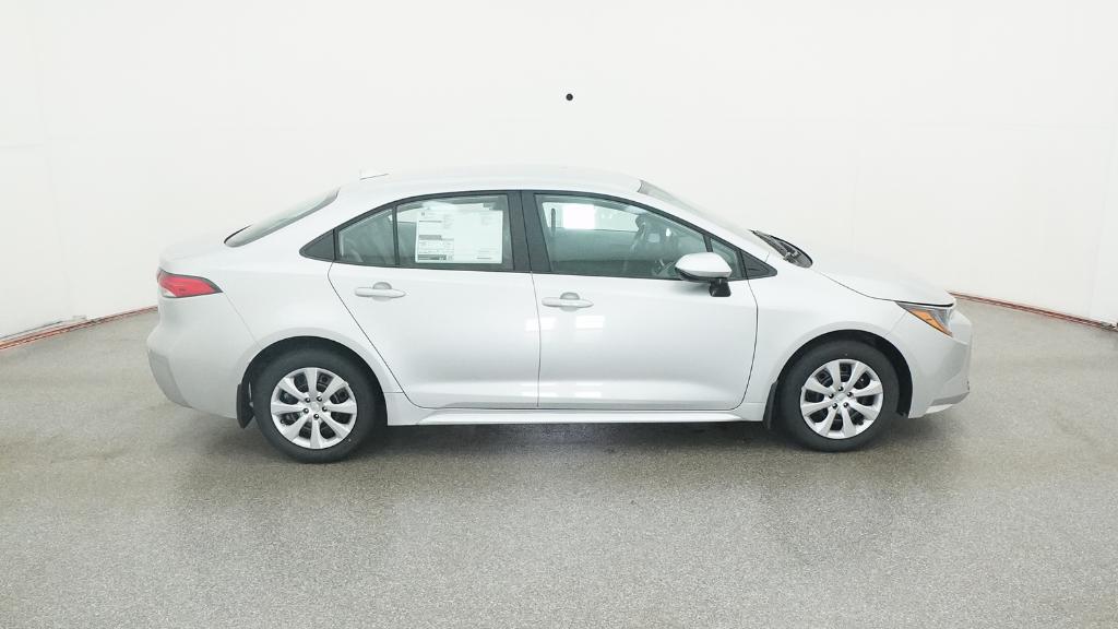 2026 Toyota Corolla LE photo 2