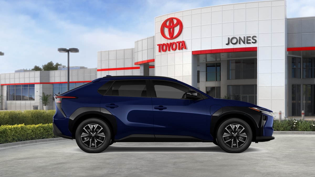 2026 Toyota bZ XLE - Photo 29