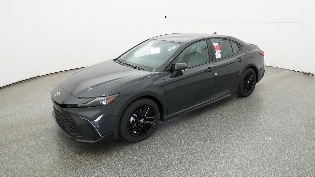 2026 Toyota Camry SE's photo