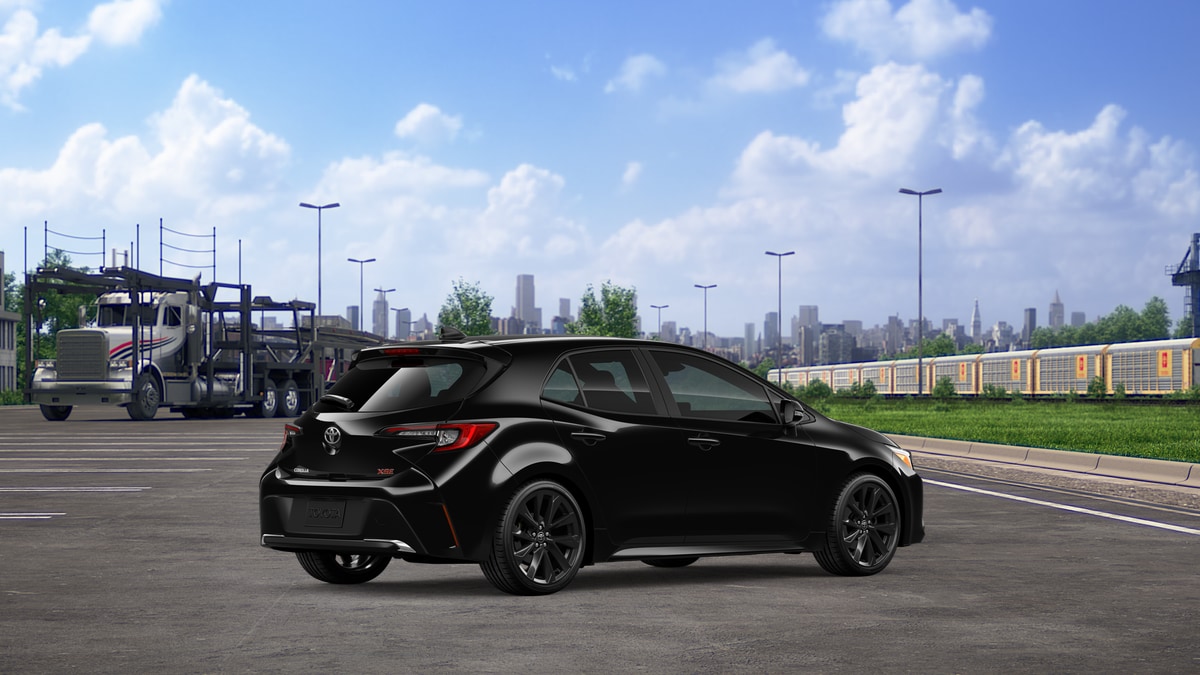 2026 Toyota Corolla Hatchback XSE - Photo 10