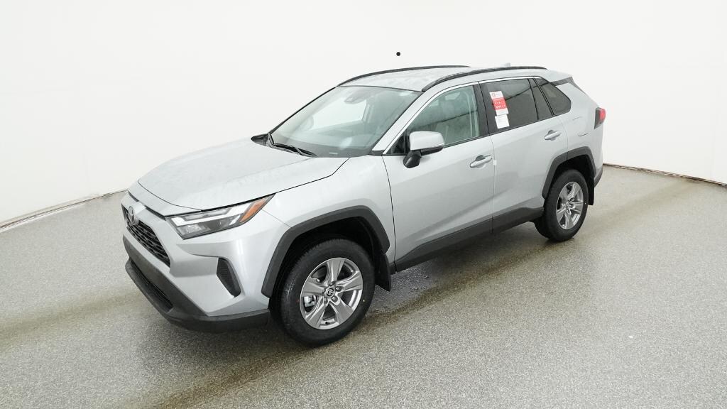 New 2025 Toyota RAV4 XLE SUV