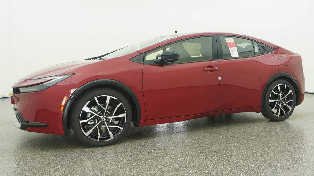 2026 Toyota Prius Plug-in Hybrid XSE - Photo 13
