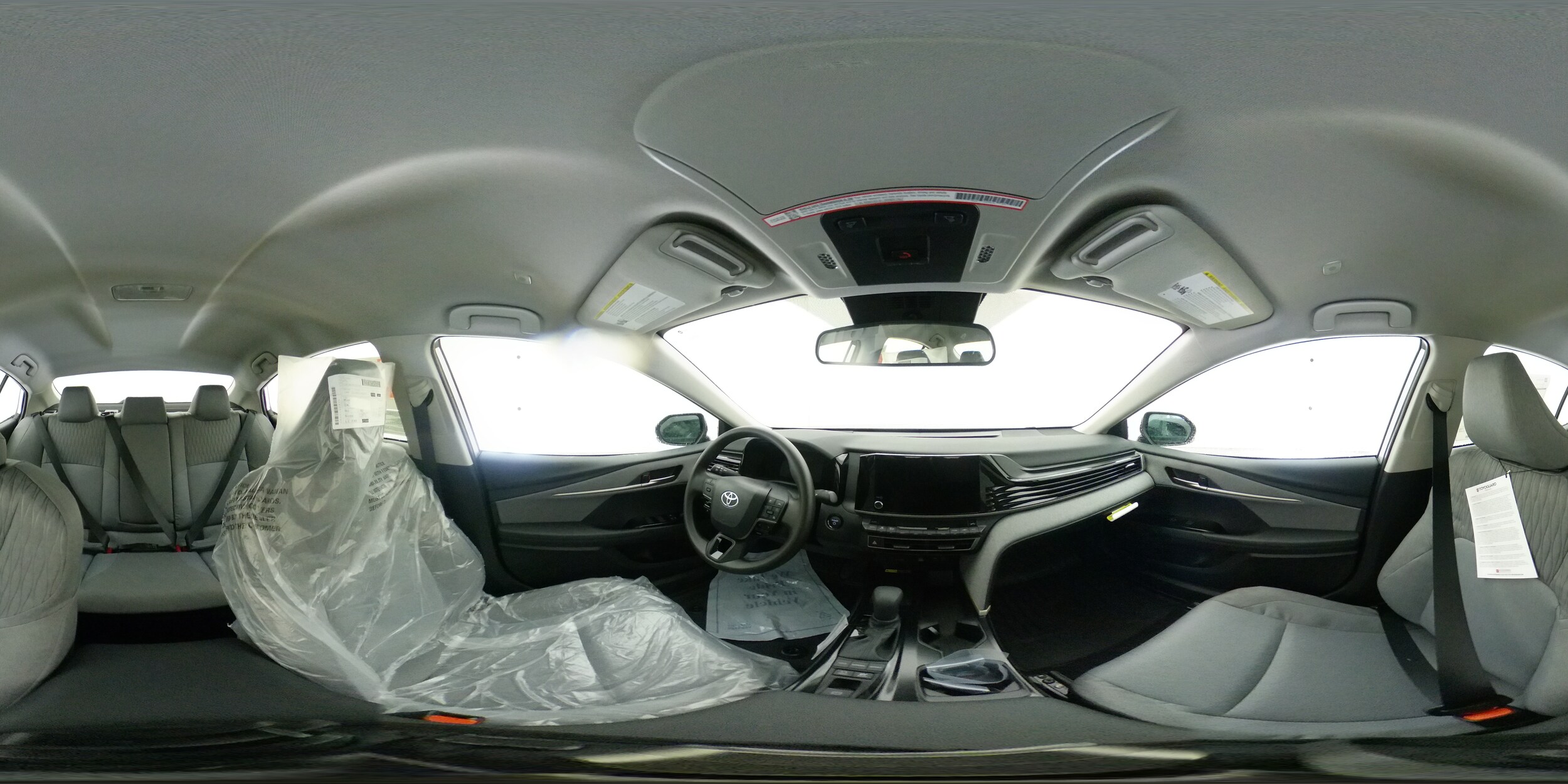 2026 Toyota Camry LE photo 2