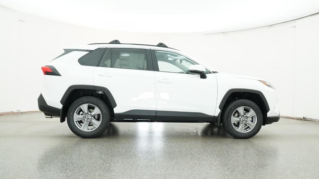 New 2025 Toyota RAV4 XLE SUV