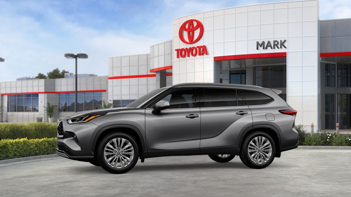2026 Toyota Highlander Platinum photo 2